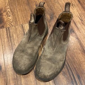 Blundstone Size 2